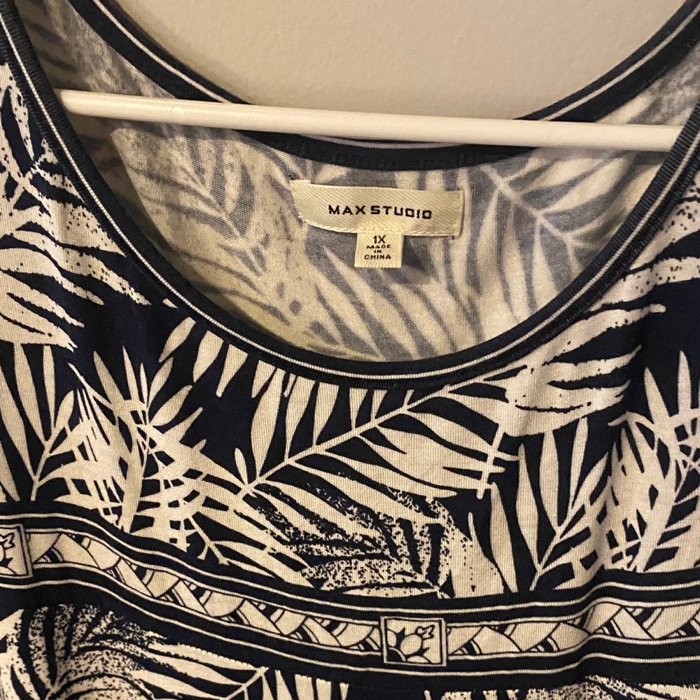 Max Studio Black and Cream Leaf Pattern Midi Dress - Picture 2 of 3